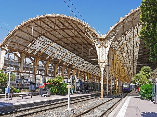 how to get from charles de gaulle to marne la vallee